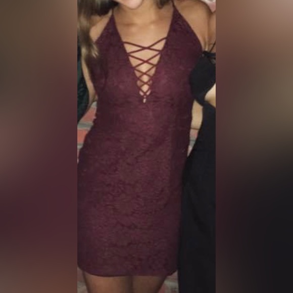 ASTR maroon lace dress - Picture 2 of 6